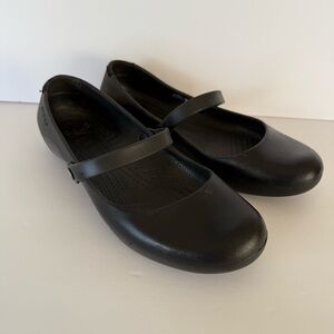 Crocs Alice Mary Jane Shoes Women’s Size 10 Black Slip On Comfort Slip Resistant